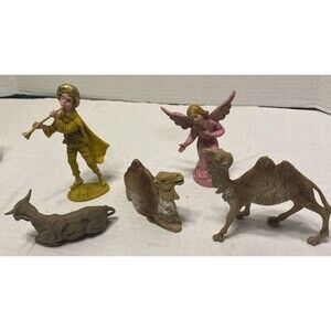 5pc VTG Italy Plastic Nativity 1 Pink Angel 2 Camel 1 Steer 1 Man Playing Horn
